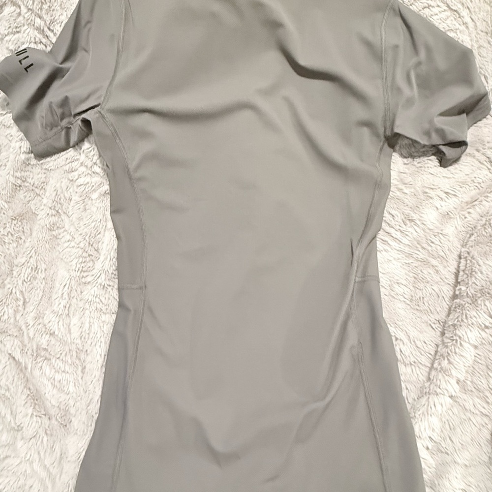 NOBULL Gray Short Sleeve Tee